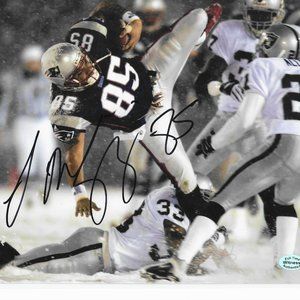 #85 New England Patriots 8X10 Autographed Photo